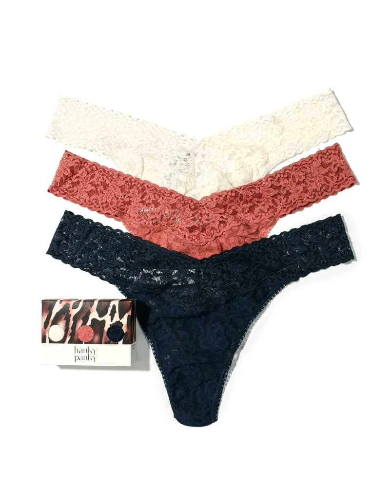 Front of a size one-size-fits-all 3PACK SIGNATURE LACE PLUS THONG in IHNO-IVORY/HIMALAYAN PINK/NORI by Hanky Panky. | dia_product_style_image_id:272551